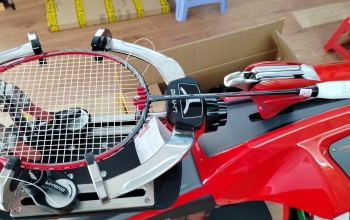 CĂNG VỢT CẦU LÔNG HẾT BAO NHIÊU TIỀN?
